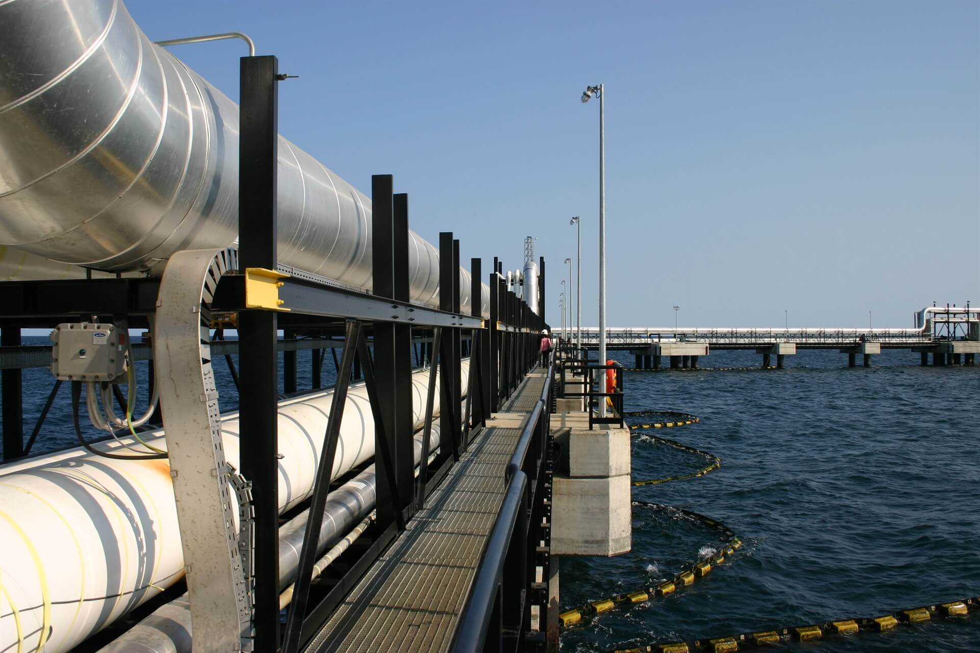 Opet Loading - Unloading Sea Platforms and Jetty